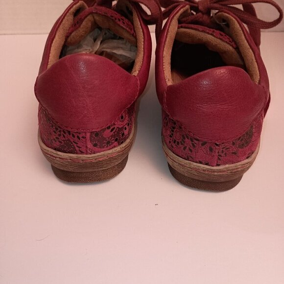 Comfortiva Align Women's Caledonia Paisley Print Lace Up Sneakers NWT Size 7 - Picture 6 of 11